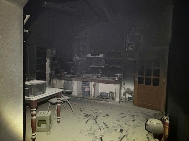 Vụ cháy tại phường Nghĩa Đô, Hà Nội: Sức khỏe 15 nạn nhân đã ổn định - Ảnh 1.