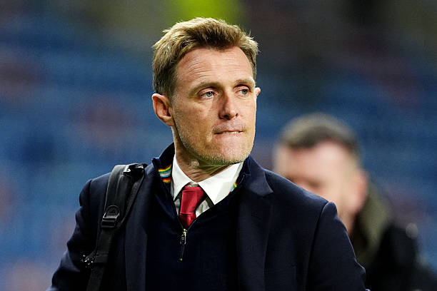 Darren Fletcher thừa nhận ông "hơi thất vọng" khi Man United chỉ hòa Burnley 2-2 dù tạo ra nhiều cơ hội rõ rệt, dứt điểm vượt trội và thậm chí có bóng bị cản ngay trên vạch vôi.