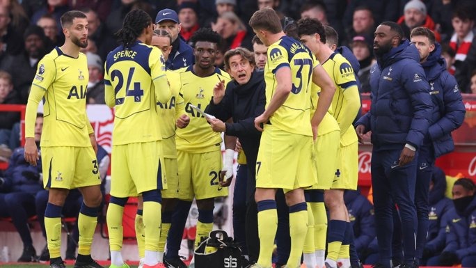 Vòng xoáy sa thải ở Ngoại hạng Anh: Thêm một HLV có nguy cơ mất ghế - Ảnh 1. Vòng xoáy sa thải ở Ngoại hạng Anh: Thêm một HLV có nguy cơ mất ghế - Ảnh 1.