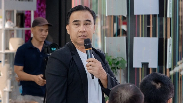 Công an TP.HCM khẳng định hình ảnh Quyền Linh bị bắt là do AI giả tạo - Ảnh 1.