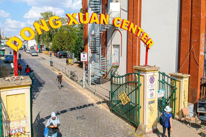 Bến tàu “Dong Xuan” - dấu ấn Việt Nam giữa lòng Berlin - Ảnh 1.