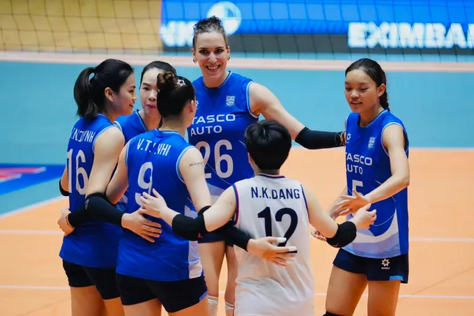 Tin nóng thể thao tối 10/10: Chốt 12 ngoại binh cho vòng 2 giải bóng chuyền nữ vô địch quốc gia 2026 - Ảnh 1.