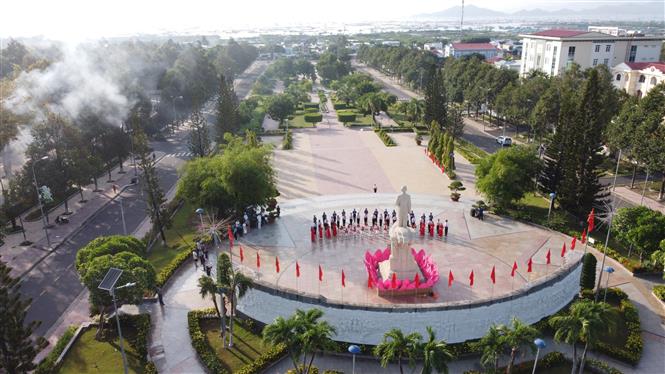 Lan tỏa giá trị lịch sử sự kiện Bác Hồ đến vịnh Cam Ranh - Ảnh 2. Lan tỏa giá trị lịch sử sự kiện Bác Hồ đến vịnh Cam Ranh - Ảnh 2.