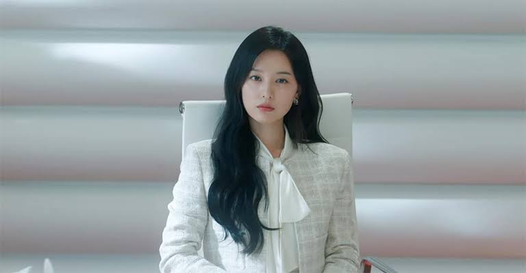 Kim Ji Won gây sốt với màn "lột xác" trong "Doctor X" - Ảnh 5. Kim Ji Won gây sốt với màn "lột xác" trong "Doctor X" - Ảnh 5.