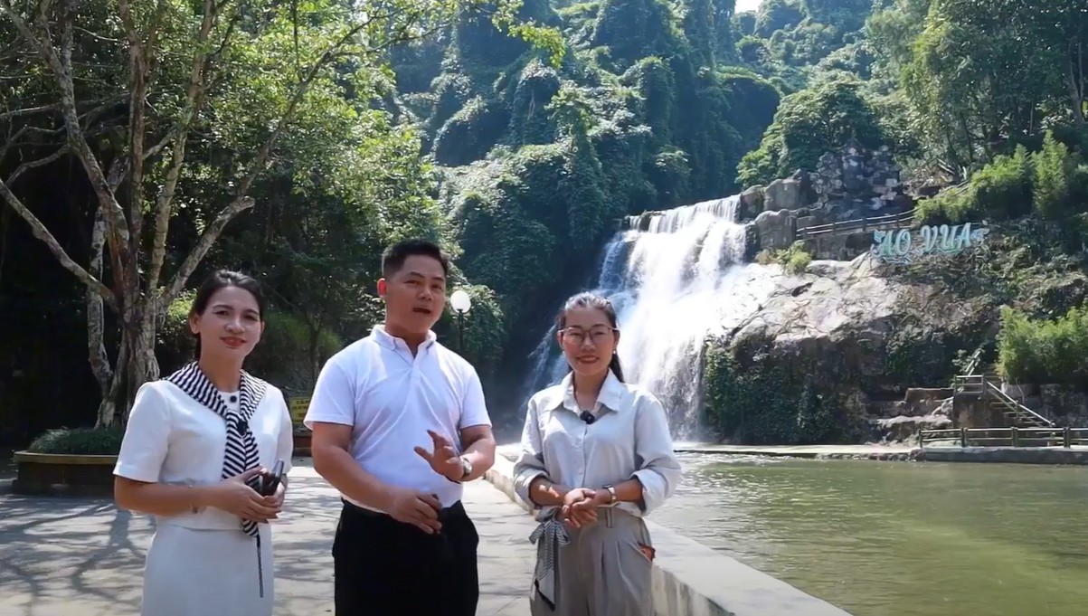 Ao Vua hoàn thiện nền tảng số, hướng tới du lịch thông minh - Ảnh 1.