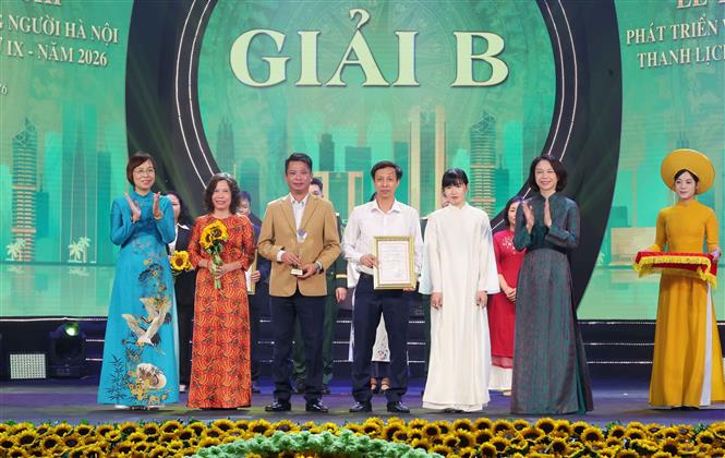 Giải báo chí về Phát triển văn hóa và xây dựng người Hà Nội thanh lịch, văn minh lần thứ IX: TTXVN giành giải cơ quan xuất sắc có nhiều tác phẩm báo chí chất lượng cao - Ảnh 3. Giải báo chí về Phát triển văn hóa và xây dựng người Hà Nội thanh lịch, văn minh lần thứ IX: TTXVN giành giải cơ quan xuất sắc có nhiều tác phẩm báo chí chất lượng cao - Ảnh 3.