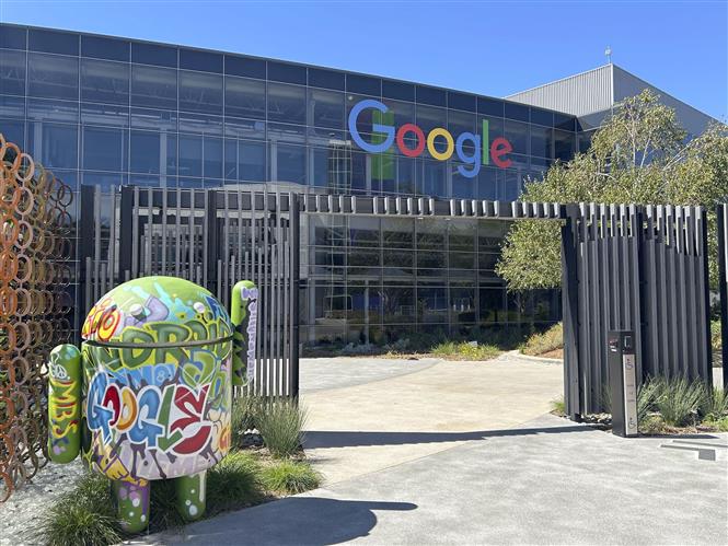 Google bắt tay CNN và hàng loạt báo lớn trong chương trình tin tức AI - Ảnh 1.