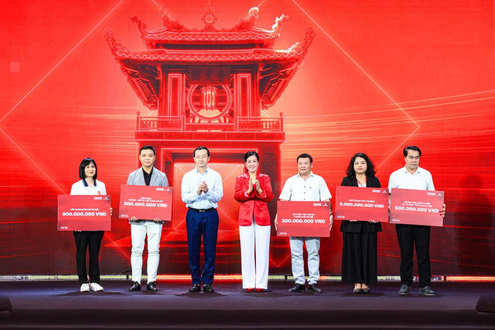 Chính thức khai mạc Giải Marathon Quốc tế Hà Nội Techcombank mùa thứ 5 - Ảnh 6.