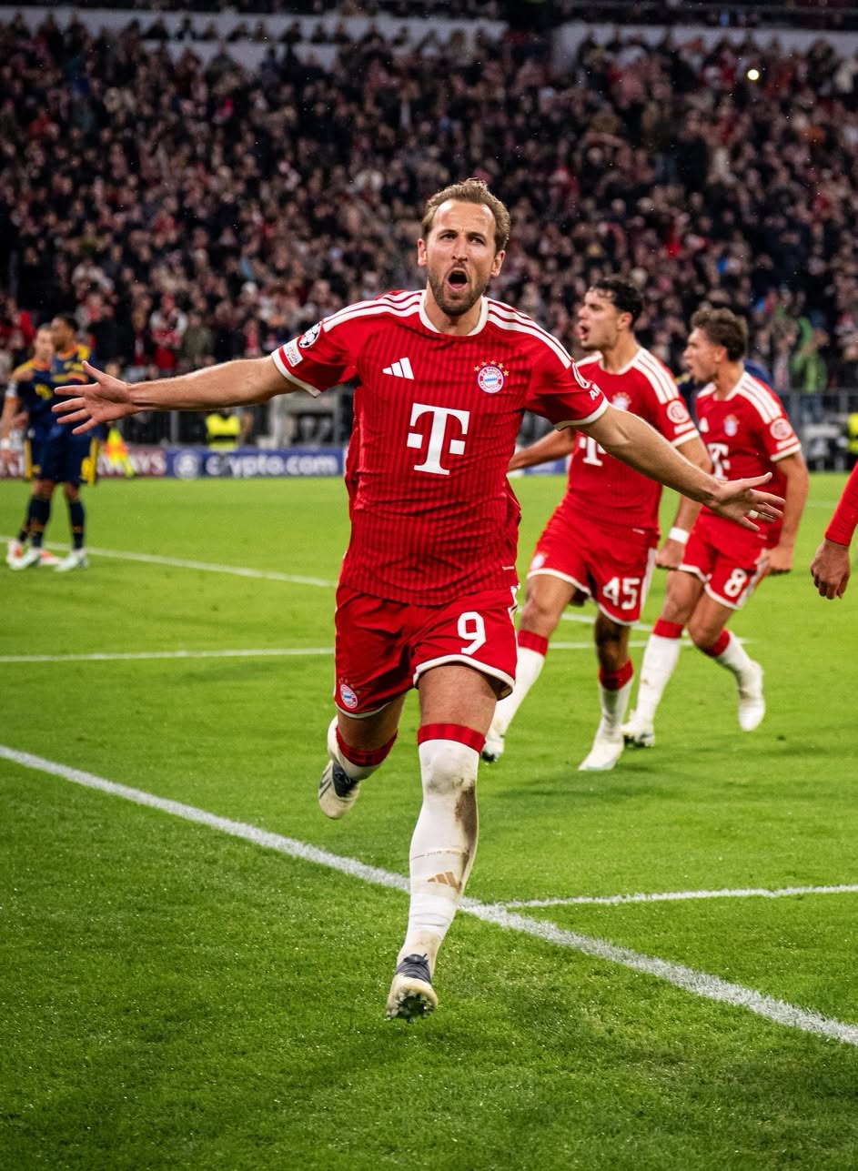 Tin nóng thể thao sáng 22/10: Man Utd khủng hoảng, tương lai HLV Carrick bị đặt dấu hỏi - Ảnh 4.