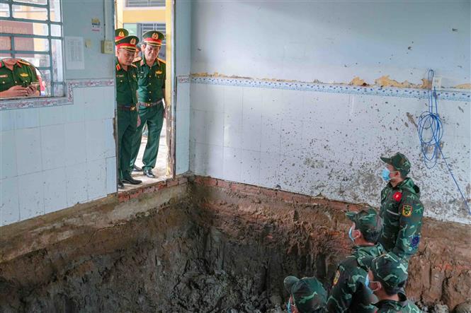 Cần Thơ quy tập 158 hài cốt liệt sĩ, hoàn thành lấy mẫu sinh phẩm tại 17 nghĩa trang - Ảnh 2. Cần Thơ quy tập 158 hài cốt liệt sĩ, hoàn thành lấy mẫu sinh phẩm tại 17 nghĩa trang - Ảnh 2.
