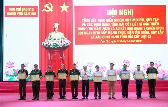 Cần Thơ quy tập 158 hài cốt liệt sĩ, hoàn thành lấy mẫu sinh phẩm tại 17 nghĩa trang - Ảnh 3. Cần Thơ quy tập 158 hài cốt liệt sĩ, hoàn thành lấy mẫu sinh phẩm tại 17 nghĩa trang - Ảnh 3.