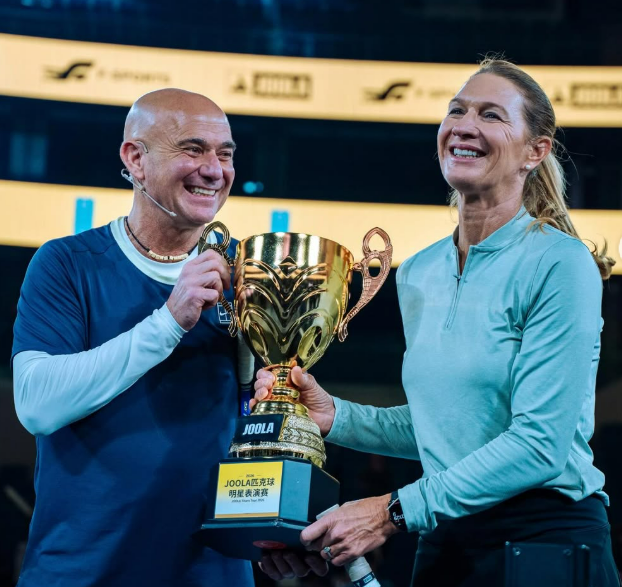 Em trai huyền thoại tennis Steffi Graf bị truy nã, nghi sống trong đường hầm ngầm ở Las Vegas - Ảnh 2. Em trai huyền thoại tennis Steffi Graf bị truy nã, nghi sống trong đường hầm ngầm ở Las Vegas - Ảnh 2.