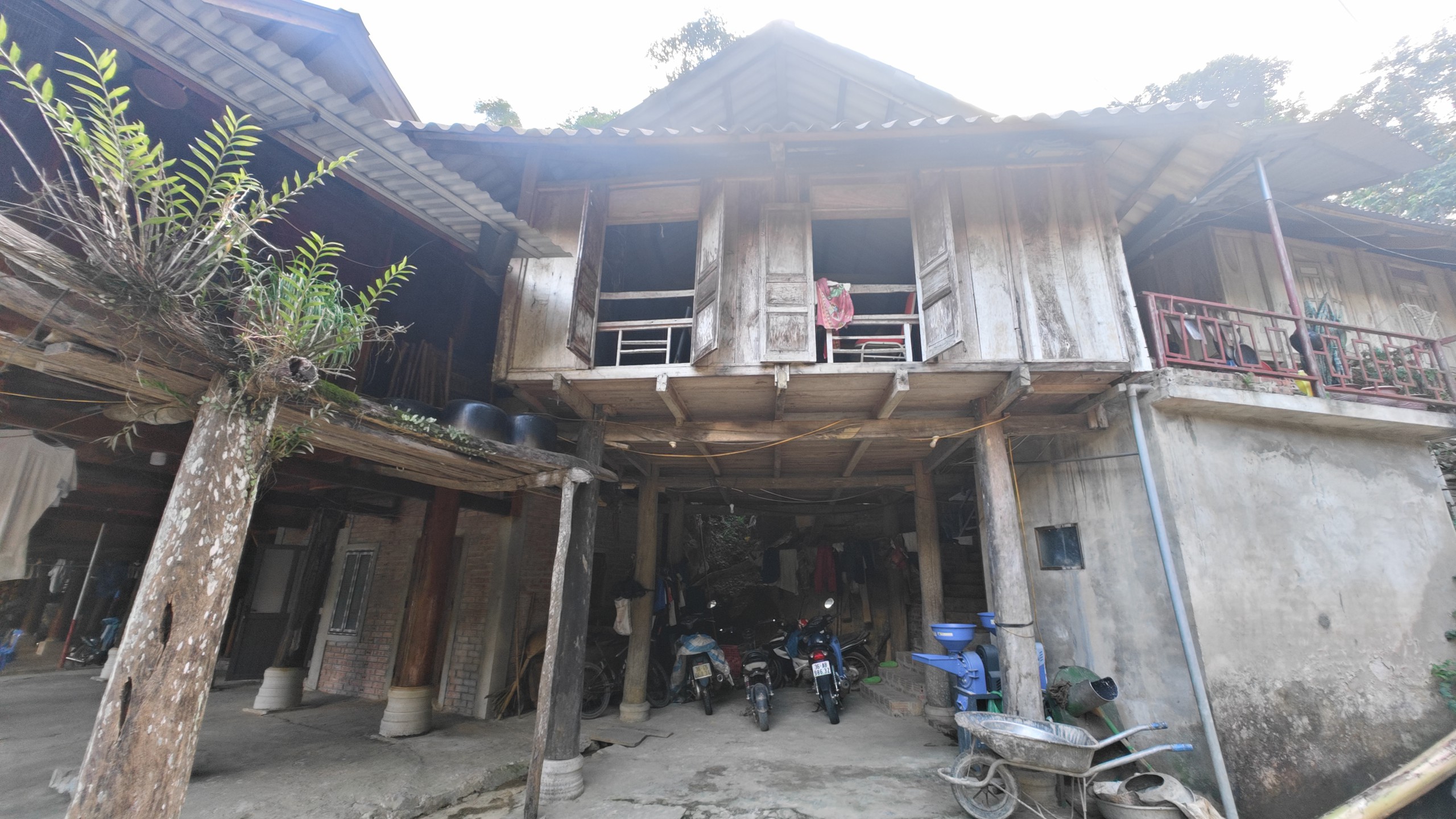 Theo tiếng Thái, "Kho" nghĩa là cái gốc, "Mường" là làng, mang ý nghĩa là vùng đất khởi nguồn lập bản của đồng bào. Ảnh: Huy Thông - ảnh 2