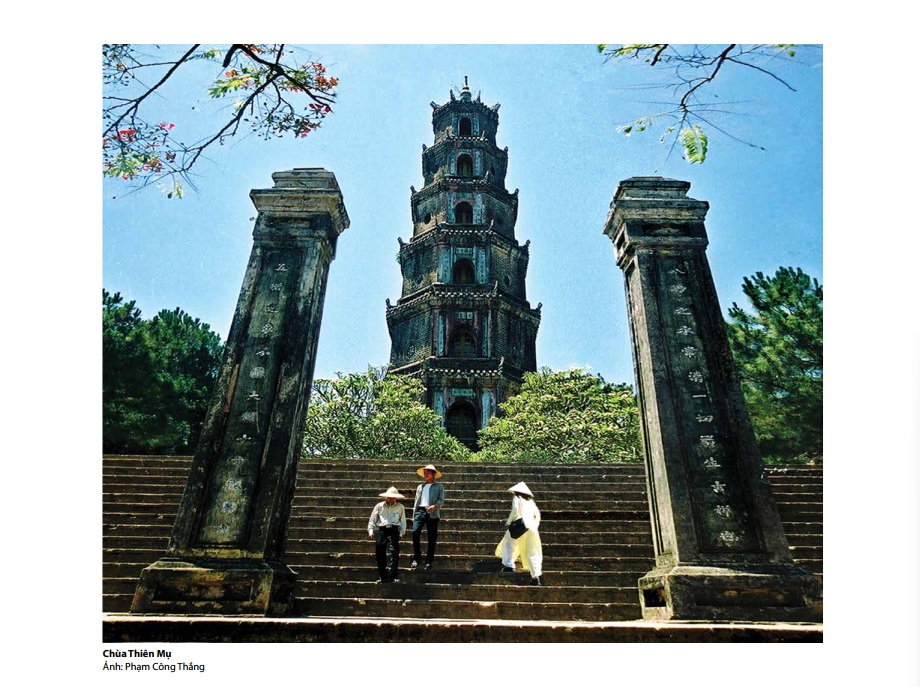 Tôn vinh giá trị Di sản Việt Nam qua ngôn ngữ nhiếp ảnh - Ảnh 4. Tôn vinh giá trị Di sản Việt Nam qua ngôn ngữ nhiếp ảnh - Ảnh 4.