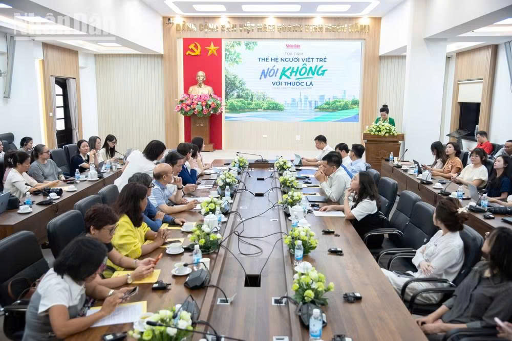 Hoàn thiện chính sách phòng, chống tác hại của thuốc lá, bảo vệ thế hệ trẻ - Ảnh 1. Hoàn thiện chính sách phòng, chống tác hại của thuốc lá, bảo vệ thế hệ trẻ - Ảnh 1.