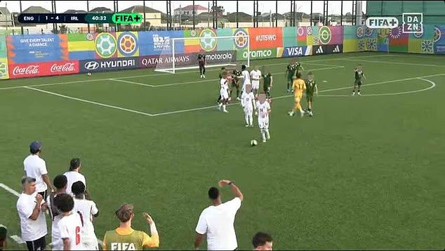 Giải U15 World Cup: U15 Anh Bỏ Trận Đấu Với Ireland Vì Cáo Buộc Phân Biệt Chủng Tộc - Ảnh 1.
