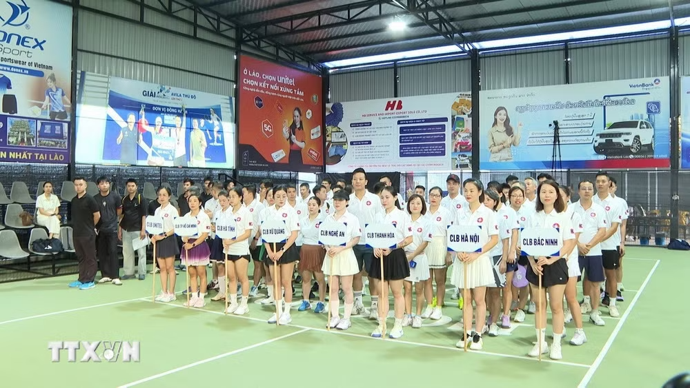 Kiều bào tại thủ đô của Lào sôi nổi tham gia giải pickleball hưởng ứng Ngày hội Đại đoàn kết toàn dân tộc - Ảnh 4. Kiều bào tại thủ đô của Lào sôi nổi tham gia giải pickleball hưởng ứng Ngày hội Đại đoàn kết toàn dân tộc - Ảnh 4.