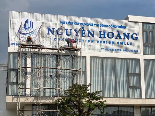 Thicongbanghieuquangcao - Đơn vị làm bảng hiệu trọn gói tại TPHCM - Ảnh 1.