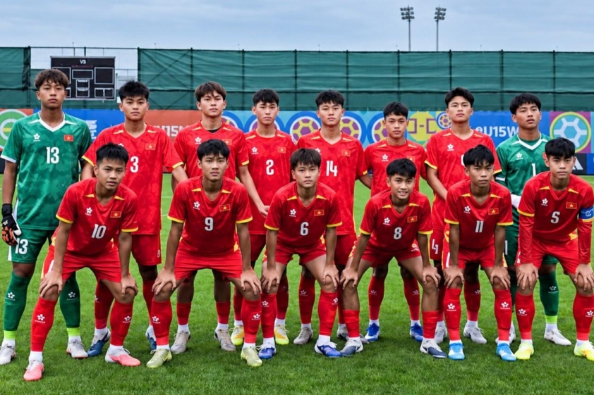 U15 Việt Nam vs U15 Azerbaijan 4-2: U15 Việt Nam làm nên lịch sử, giành vé vào chung kết nhóm C U15 World Cup - Ảnh 1.
