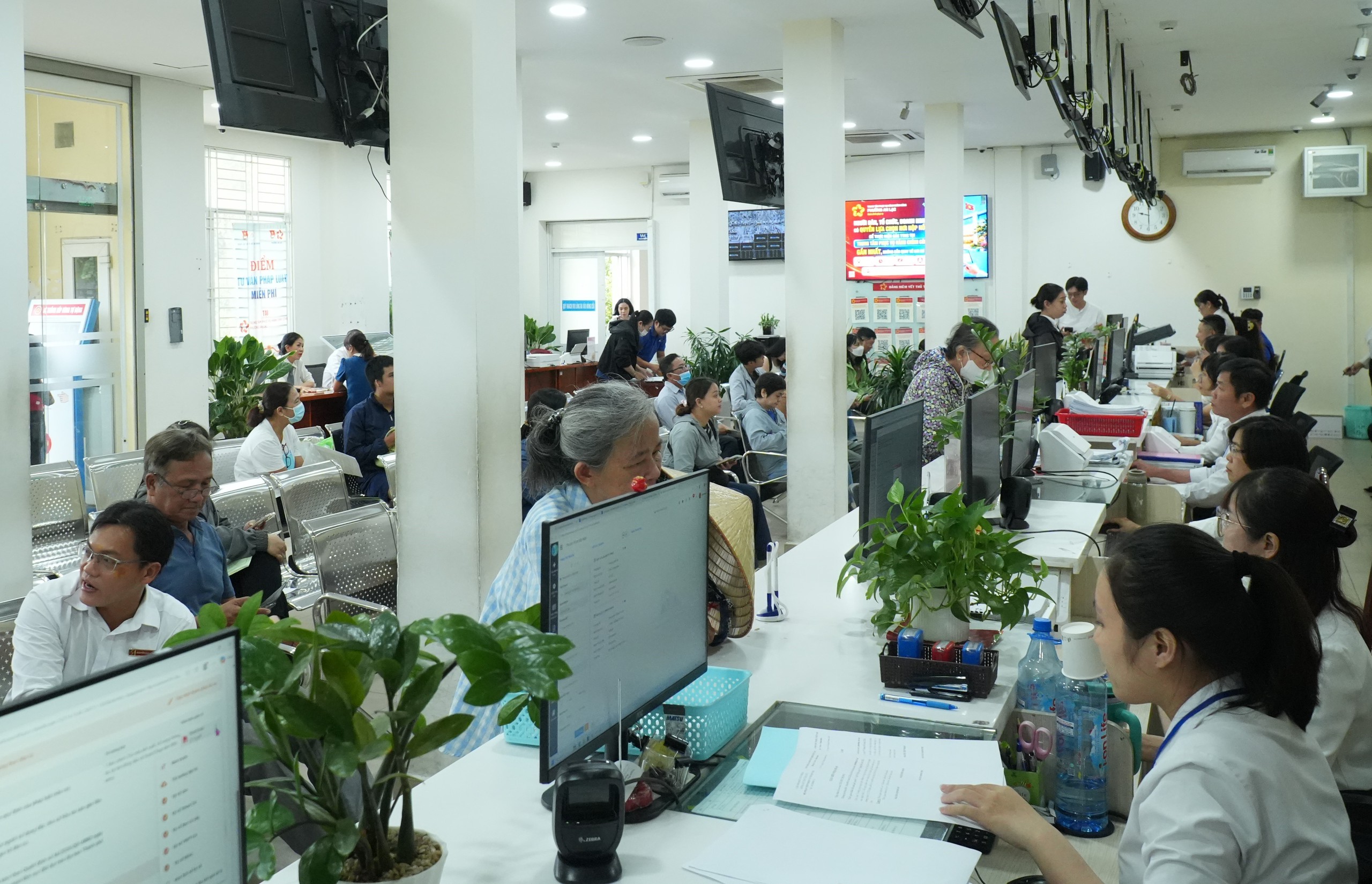 Tinh thần dám nghĩ, dám làm
