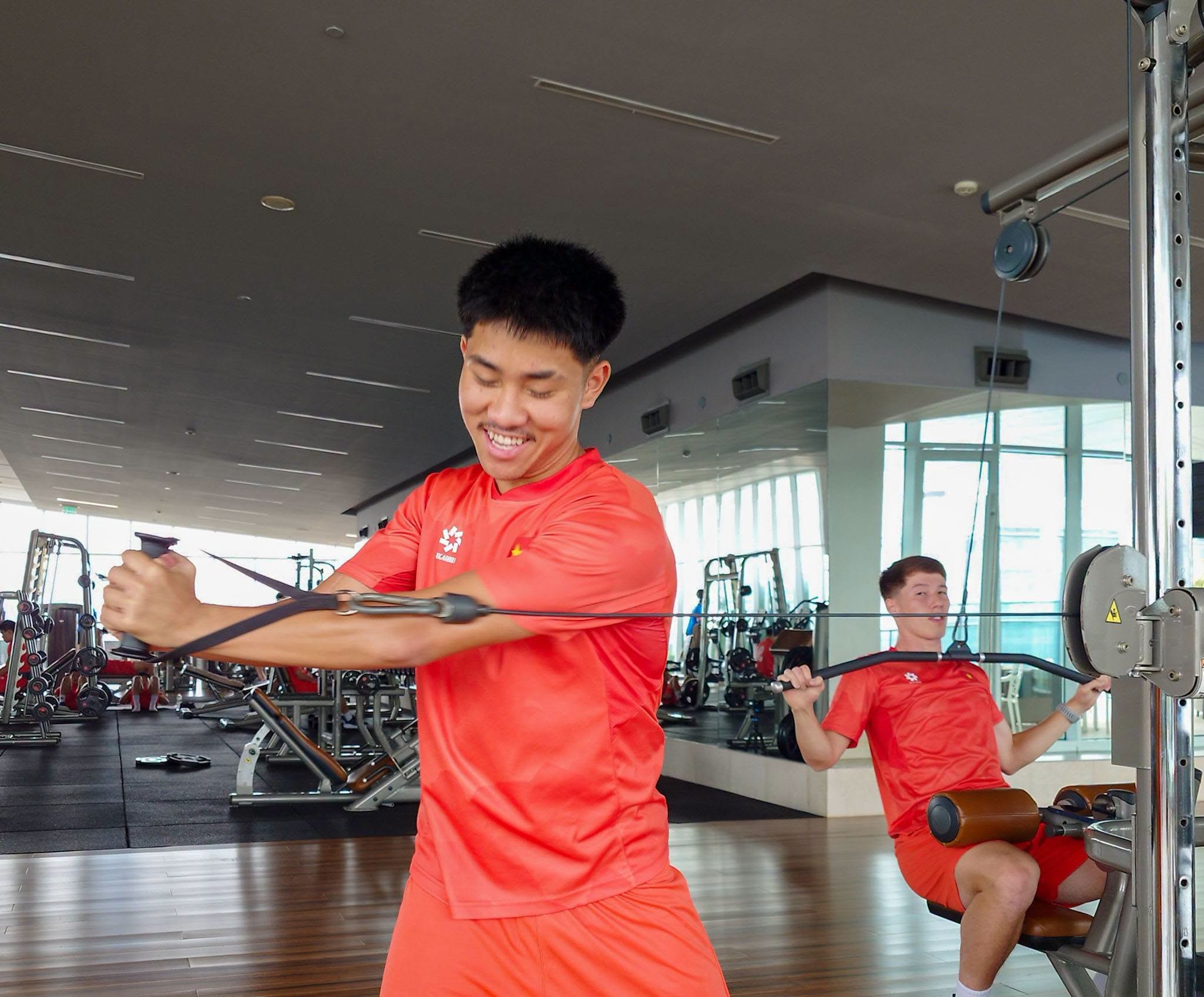 Tin nóng bóng đá Việt hôm nay 4/10: Đội tuyển Việt Nam tập nhẹ đấu Malaysia; 4 tuyển thủ Việt Nam bay sang Thái Lan sau FIFA ASEAN Cup - Ảnh 2. Tin nóng bóng đá Việt hôm nay 4/10: Đội tuyển Việt Nam tập nhẹ đấu Malaysia; 4 tuyển thủ Việt Nam bay sang Thái Lan sau FIFA ASEAN Cup - Ảnh 2.