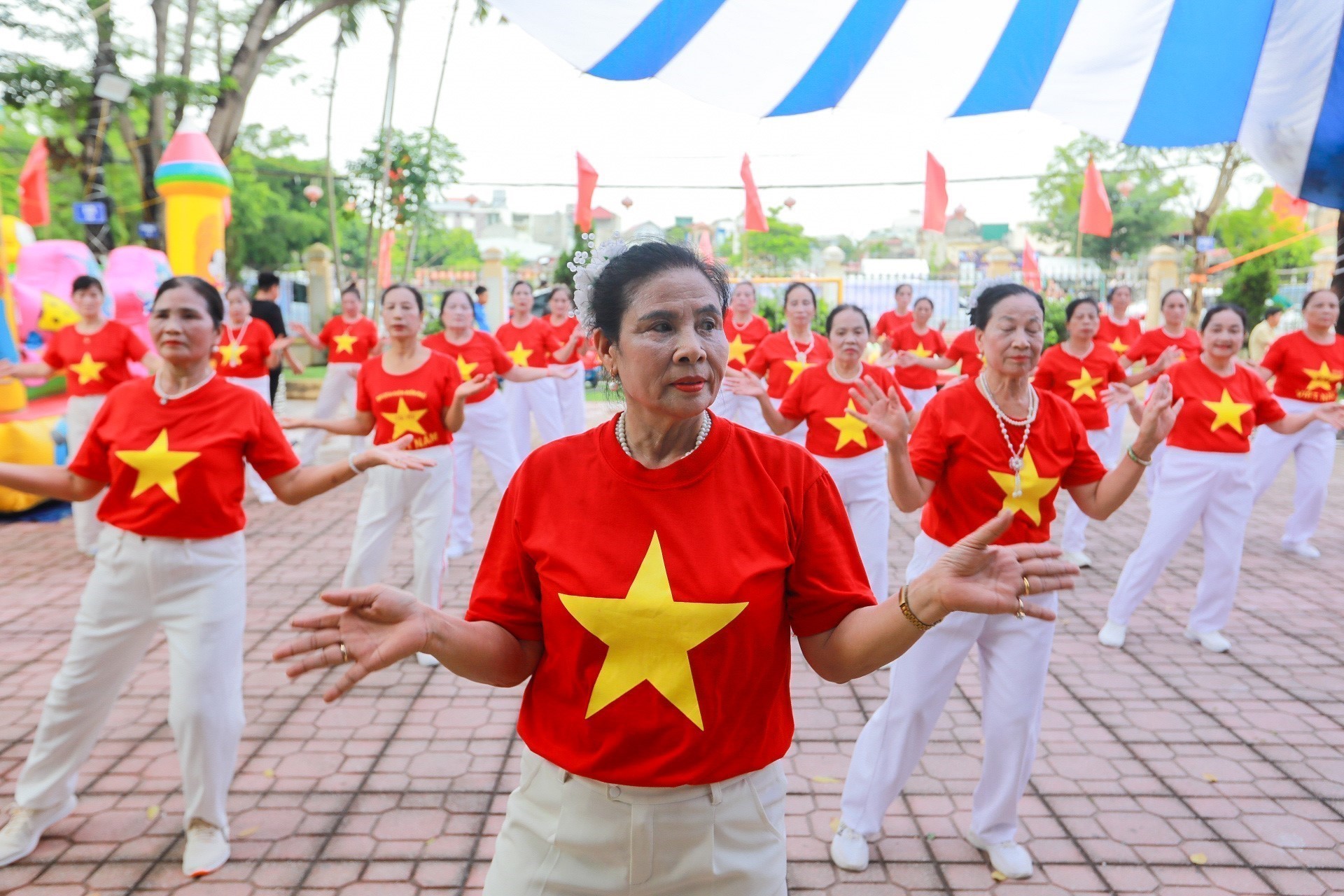Mô hình thiết chế văn hóa cơ sở