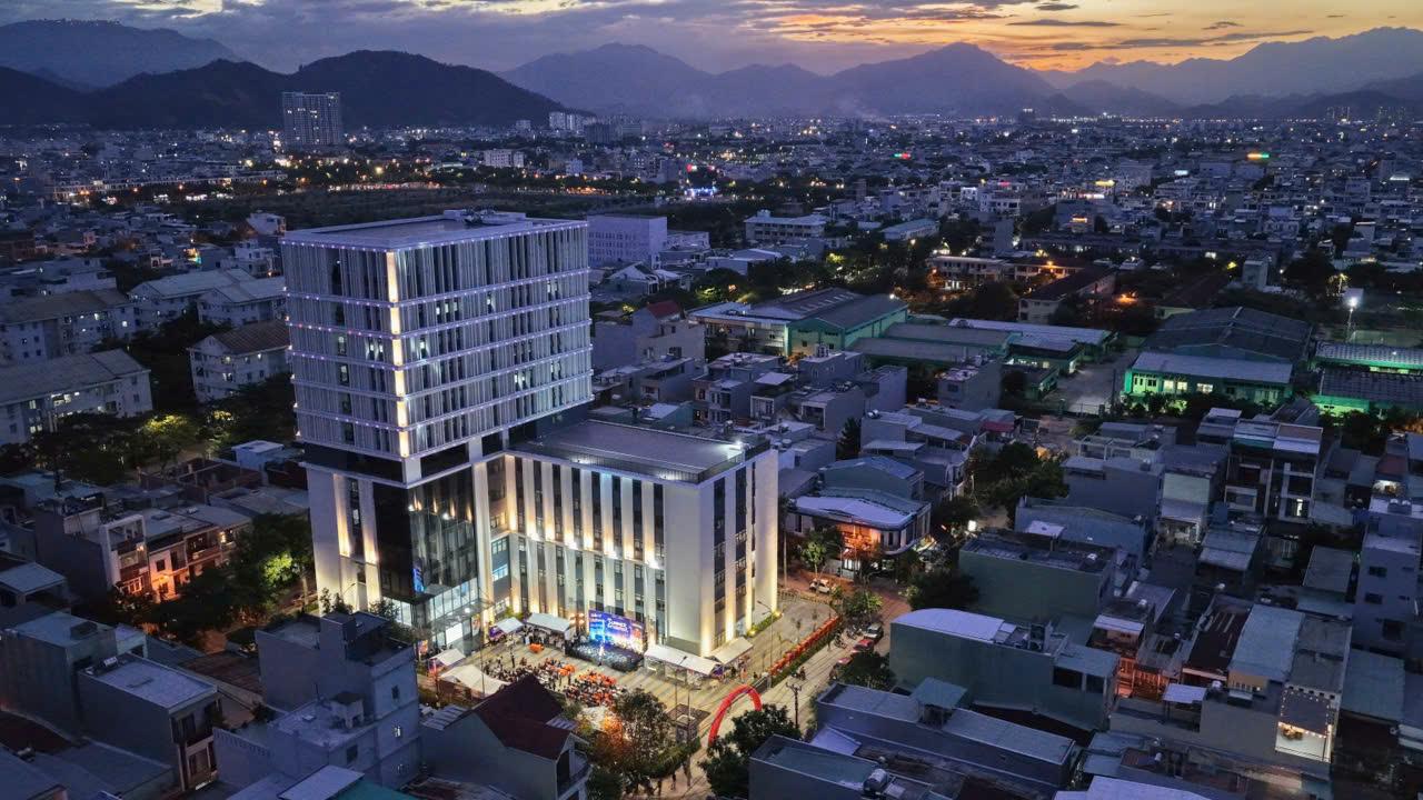 FPT Polytechnic Đà Nẵng: Thêm không gian trải nghiệm và thực hành hiện đại cho nhân lực trẻ miền Trung - Ảnh 2.