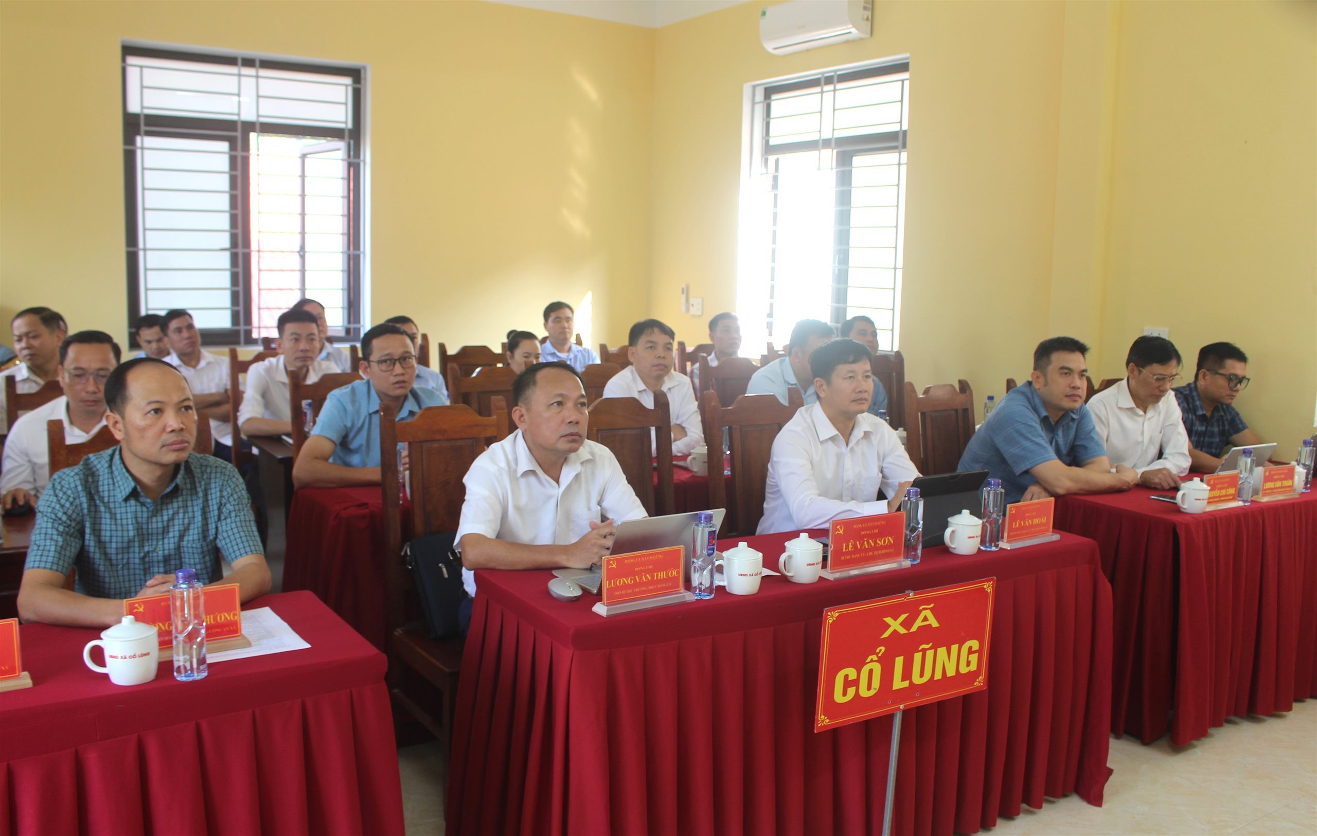 Xã Cổ Lũng tham dự Hội nghị toàn quốc quán triệt, triển khai Nghị quyết Trung ương 4 khóa XIV (ngày 16/10)