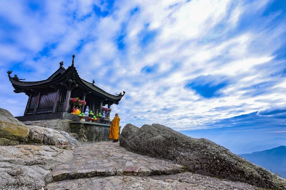 Quảng Ninh, Bắc Ninh và Hải Phòng tổ chức Cuộc thi ảnh và video clip "Ấn tượng Di sản Yên Tử - Vĩnh Nghiêm - Côn Sơn, Kiếp Bạc" - Ảnh 2.