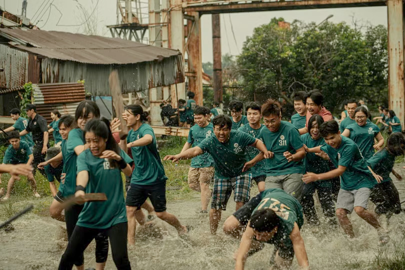 Phim “Trại buôn người” từ góc nhìn của người lao động - Ảnh 2. Phim “Trại buôn người” từ góc nhìn của người lao động - Ảnh 2.
