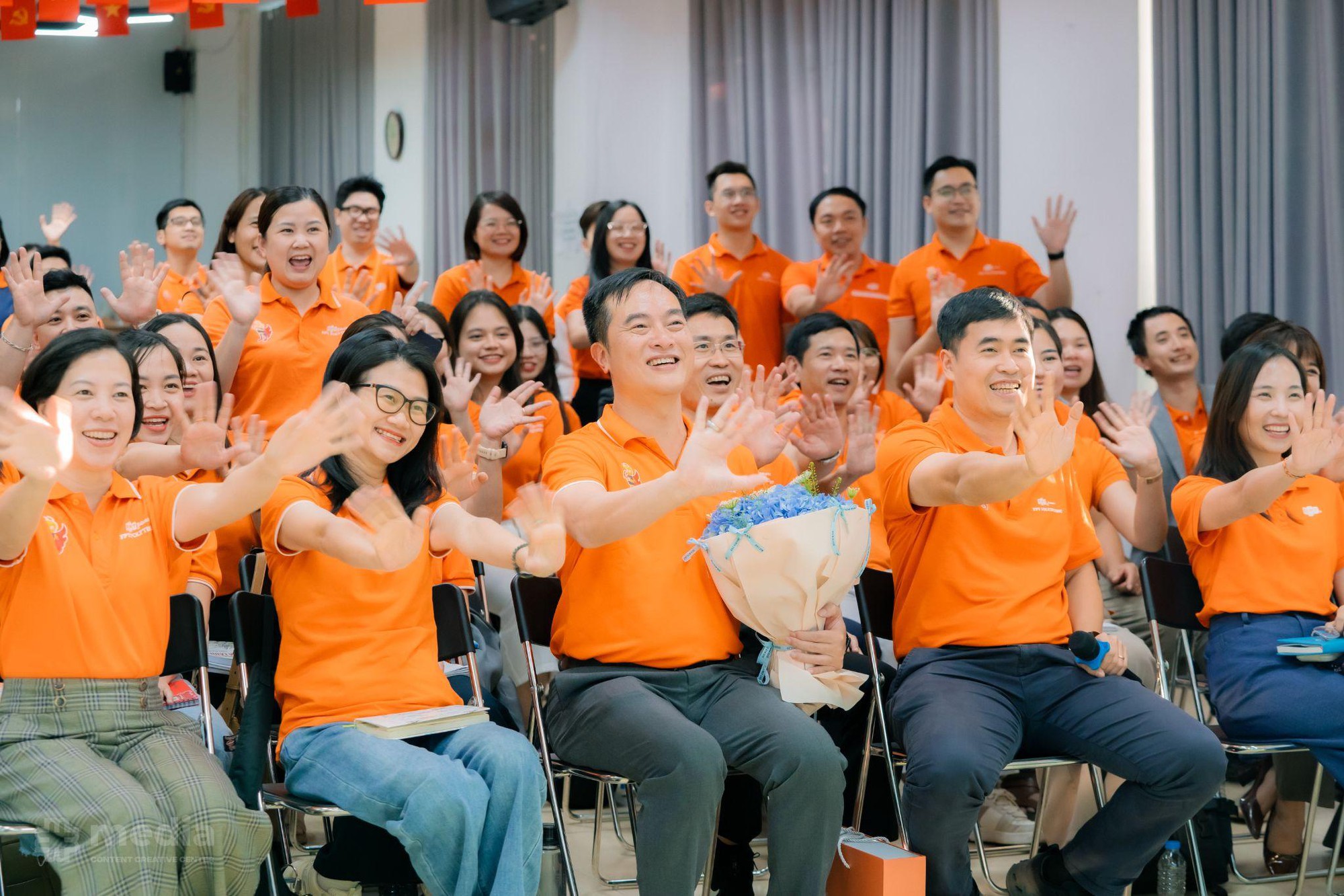 Hình thành văn hóa đồng hành và phát triển nguồn lực trong môi trường giáo dục - Ảnh 2.