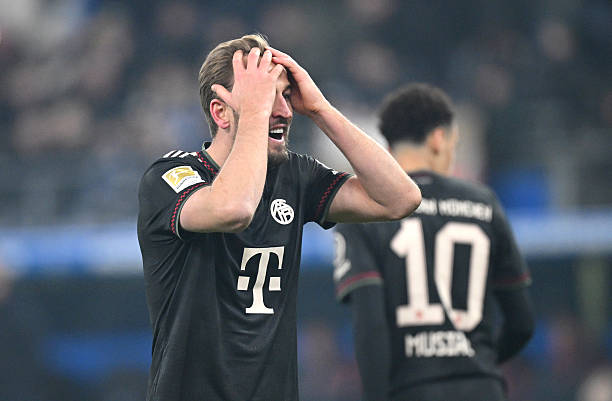 Bayern Munich không thể giành trọn ba điểm khi bị Hamburg cầm hòa 2-2 trên sân khách ở vòng 20 Bundesliga