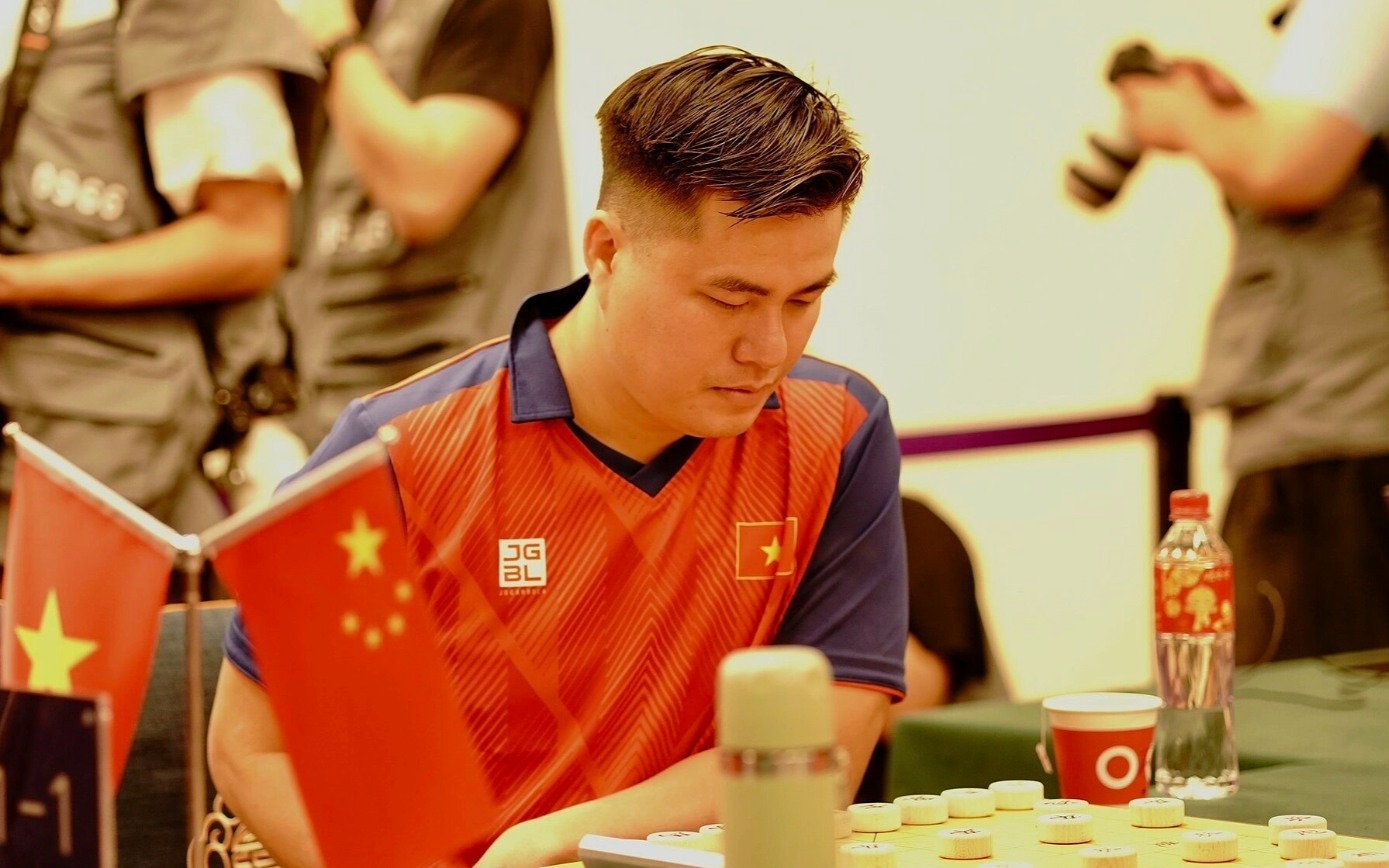 Người hâm mộ cờ tướng Trung Quốc bàn tán sôi nổi khi Lại Lý Huynh được đặc cách ở giải đấu lớn