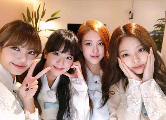 (Bài đăng Tết) Tết Nguyên Đán: Hành trình cảm xúc của nghệ sĩ châu Á - Ảnh 3.