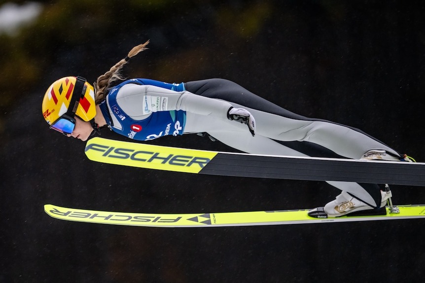 Môn thể thao duy nhất ở Olympic mùa Đông phụ nữ không được phép thi đấu - Ảnh 2.