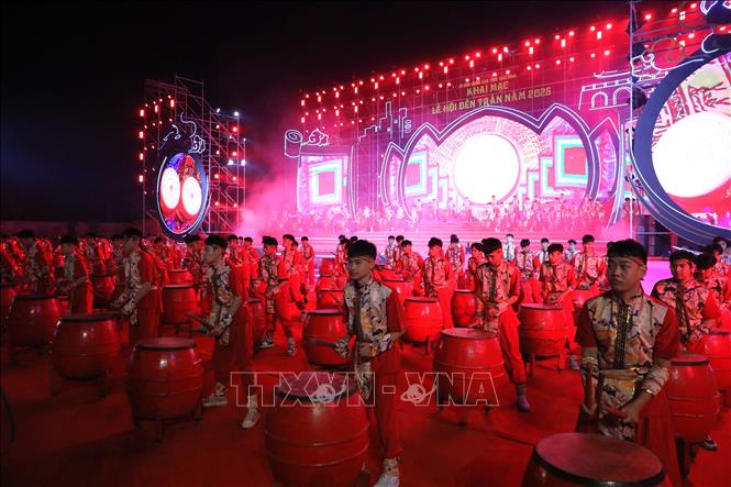 Lễ hội đền Trần năm 2026: Nhiều hoạt động ý nghĩa giáo dục truyền thống "Uống nước nhớ nguồn" - Ảnh 1.