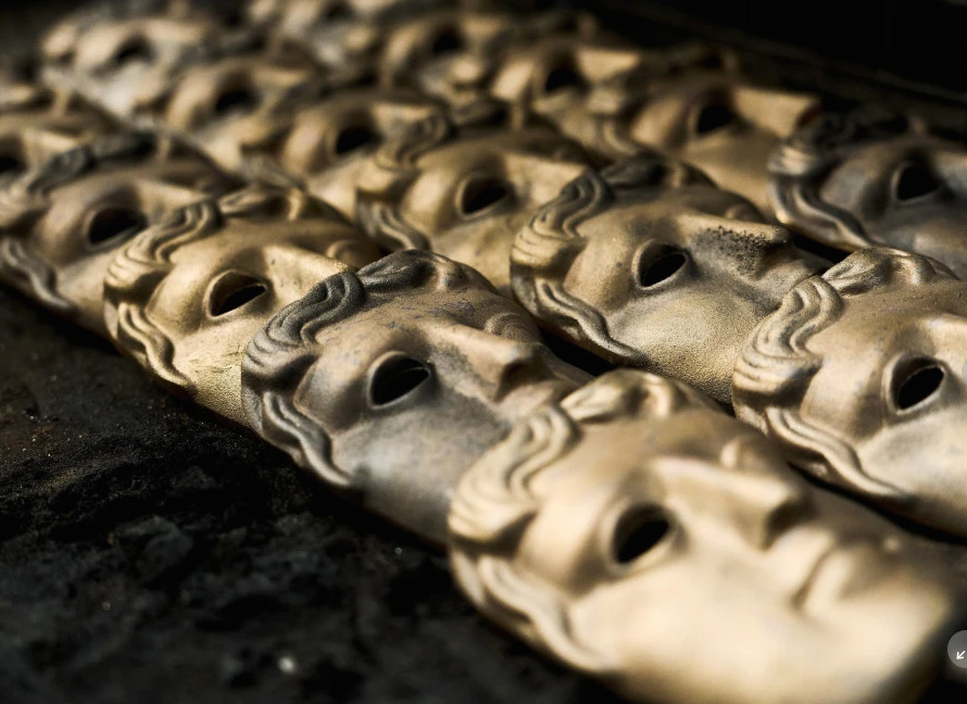 Bí mật đằng sau những chiếc cúp mặt nạ đồng BAFTA danh giá - Ảnh 8.