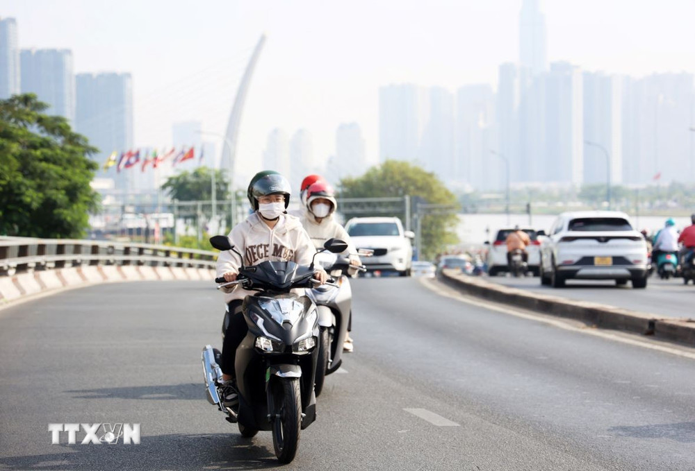 Thời tiết ngày mùng 1 Tết: Miền Bắc chuyển mưa rét, Nam Bộ nắng nóng - Ảnh 2. Thời tiết ngày mùng 1 Tết: Miền Bắc chuyển mưa rét, Nam Bộ nắng nóng - Ảnh 2.