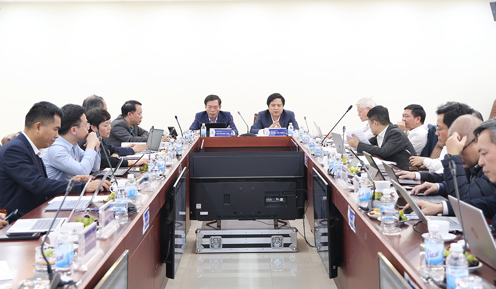 Tăng cường phối hợp trong đầu tư xây dựng giữa EVNNPT và EVNHANOI để đảm bảo cung cấp điện tốt nhất cho Thủ đô - Ảnh 1.