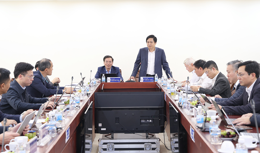 Tăng cường phối hợp trong đầu tư xây dựng giữa EVNNPT và EVNHANOI để đảm bảo cung cấp điện tốt nhất cho Thủ đô - Ảnh 2.