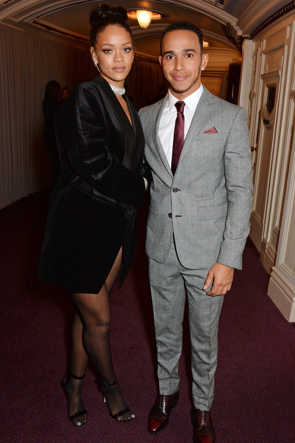 Kim Kardashian hẹn hò tay đua F1, loạt chi tiết về kỳ nghỉ lãng mạn gây xôn xao - Ảnh 5. Kim Kardashian hẹn hò tay đua F1, loạt chi tiết về kỳ nghỉ lãng mạn gây xôn xao - Ảnh 5.