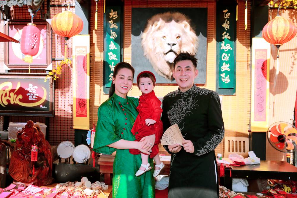 Nghệ sĩ TP.HCM đón Tết sớm tại phố ông đồ ở NVH Thanh Niên  - Ảnh 9.