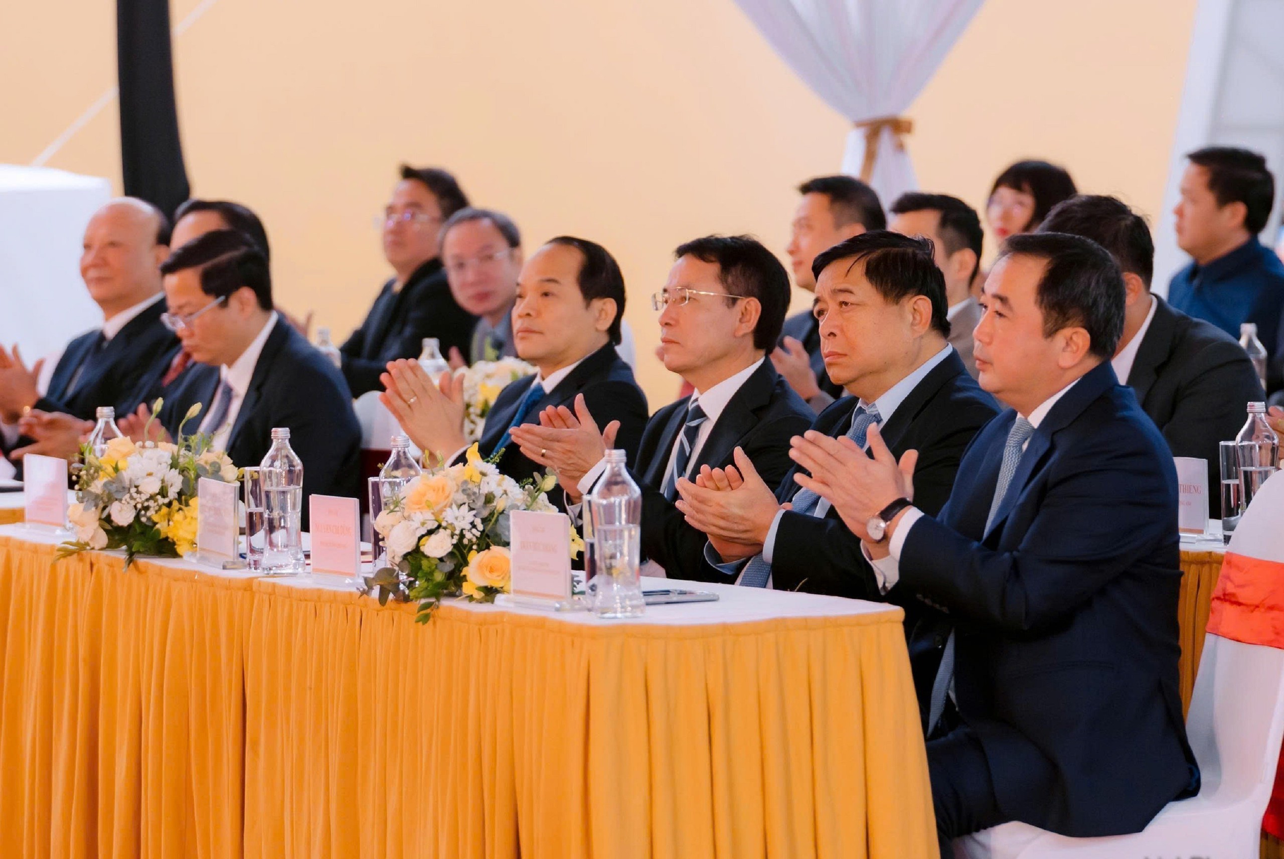 Tổng Bí thư Tô Lâm dự Lễ khởi công dự án Khu đô thị đa mục tiêu tại Hà Nội - Ảnh 2.