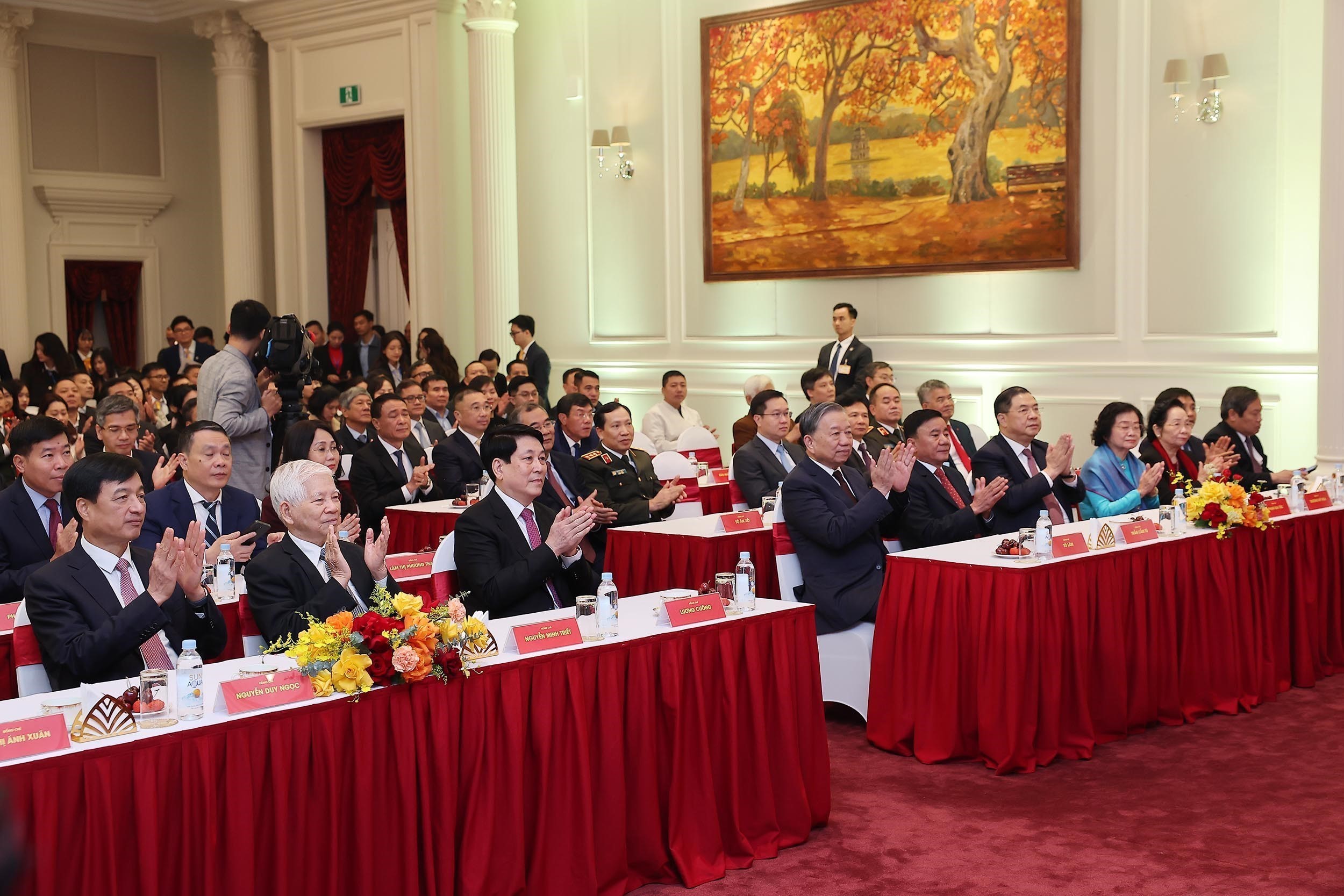 Tổng Bí thư Tô Lâm, Chủ tịch nước Lương Cường dự khánh thành công trình Trụ sở làm việc Cơ quan Chủ tịch nước - Ảnh 4.