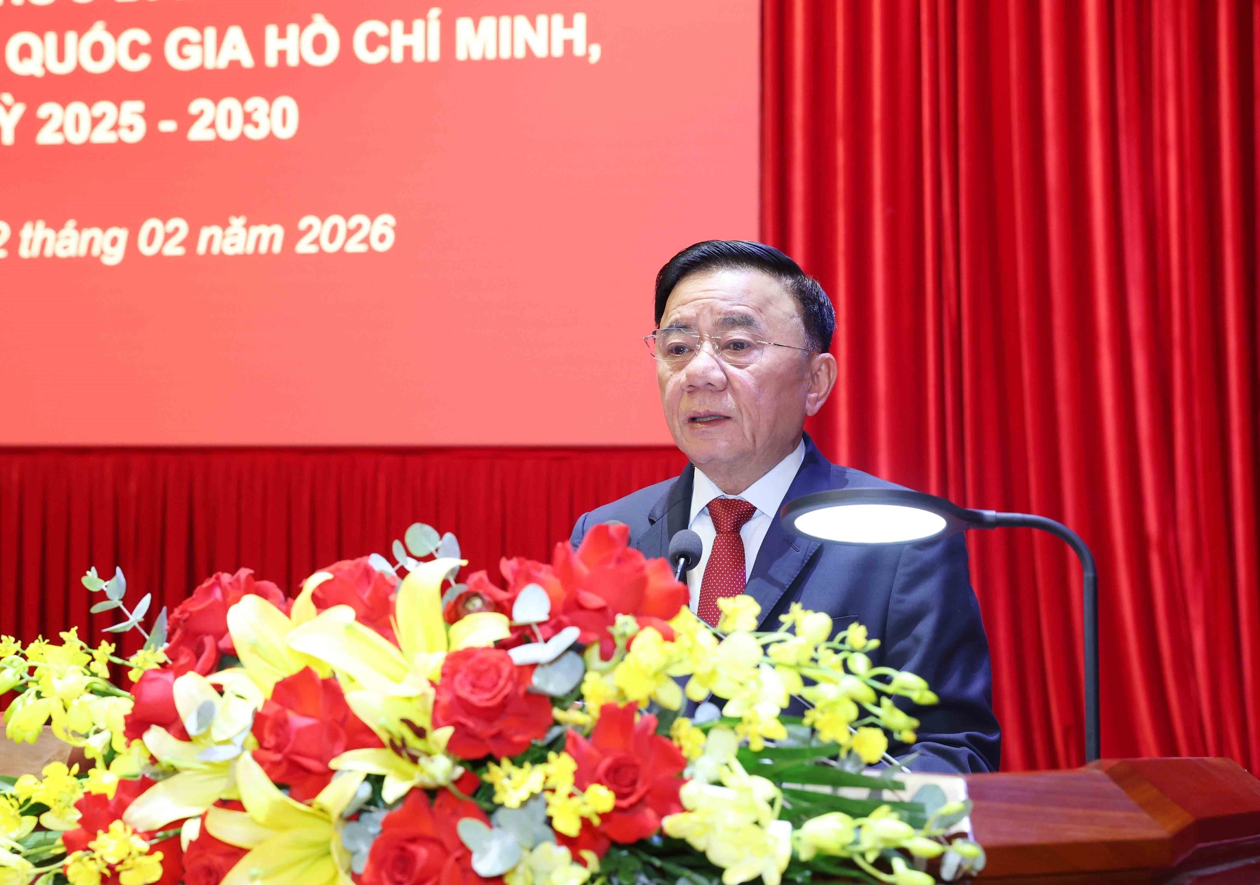 Đồng chí Đoàn Minh Huấn giữ chức Bí thư Đảng uỷ Học viện Chính trị quốc gia Hồ Chí Minh - Ảnh 2.