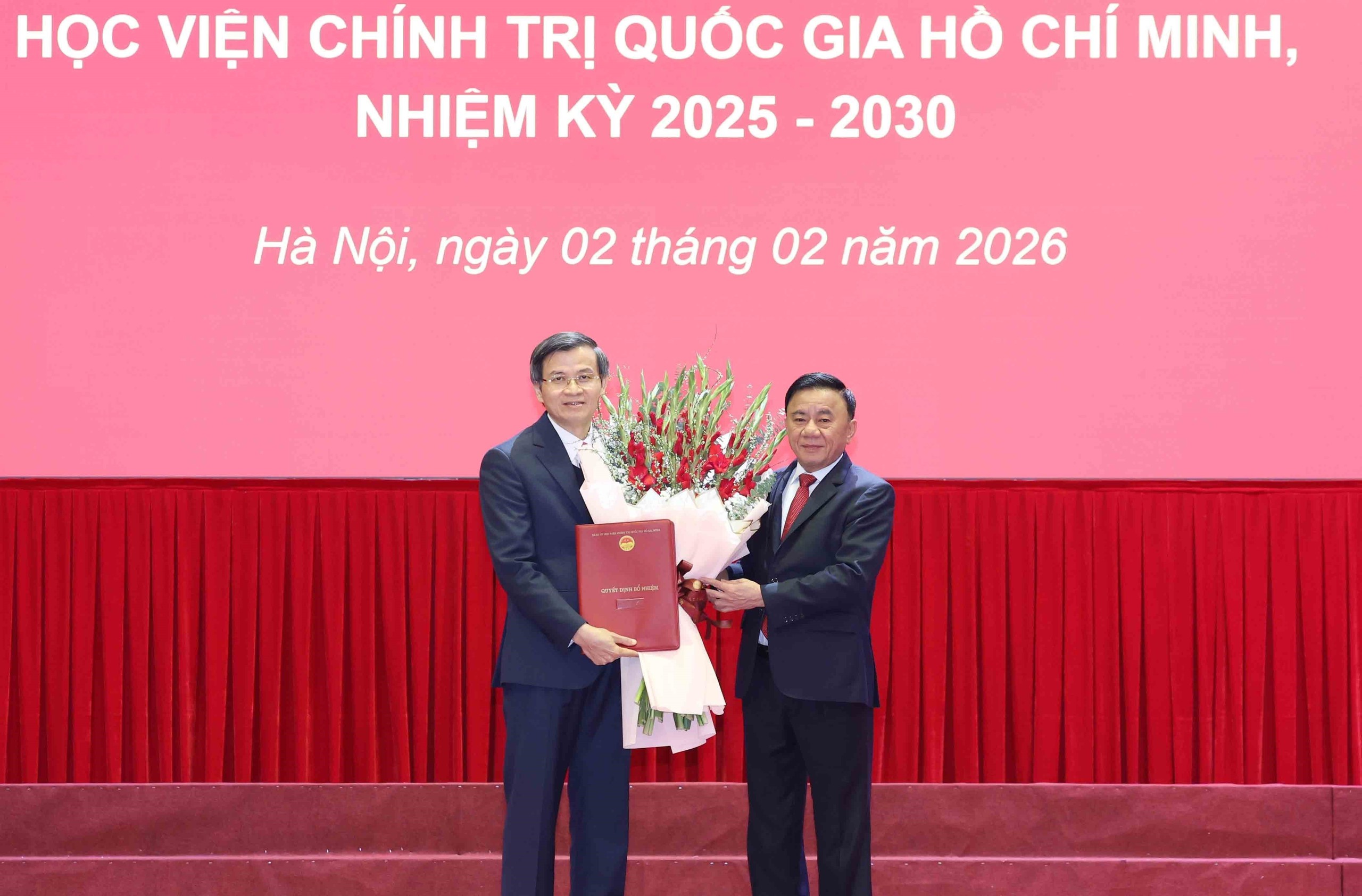 Đồng chí Đoàn Minh Huấn giữ chức Bí thư Đảng uỷ Học viện Chính trị quốc gia Hồ Chí Minh - Ảnh 5.