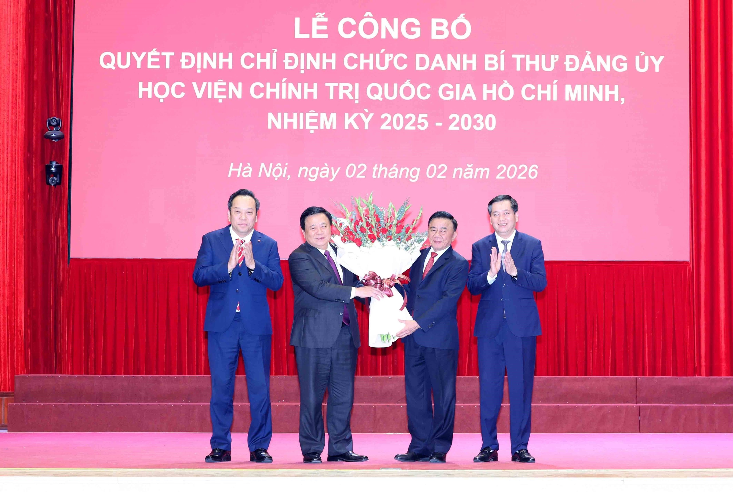 Đồng chí Đoàn Minh Huấn giữ chức Bí thư Đảng uỷ Học viện Chính trị quốc gia Hồ Chí Minh - Ảnh 4.