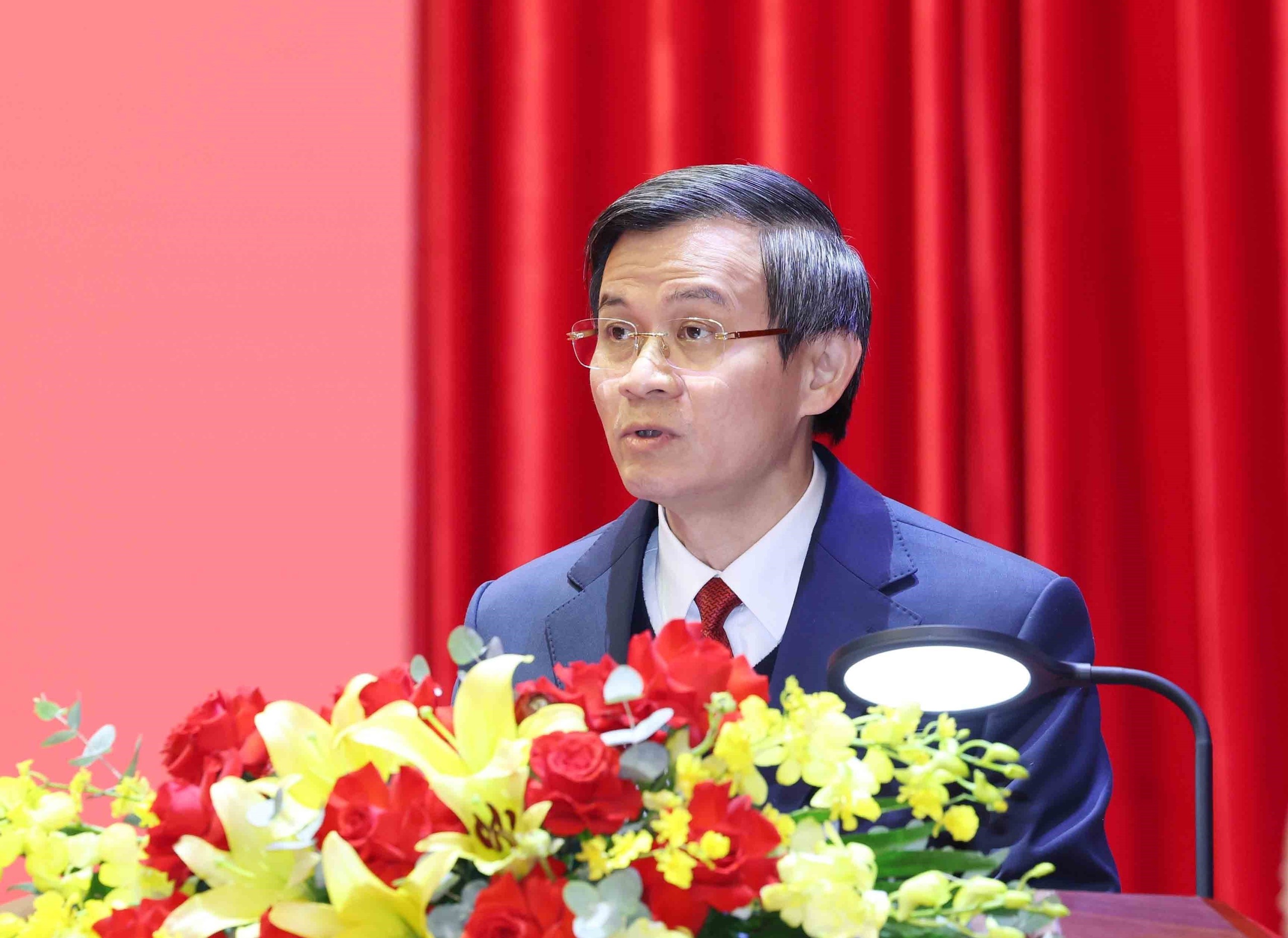 Đồng chí Đoàn Minh Huấn giữ chức Bí thư Đảng uỷ Học viện Chính trị quốc gia Hồ Chí Minh - Ảnh 3.