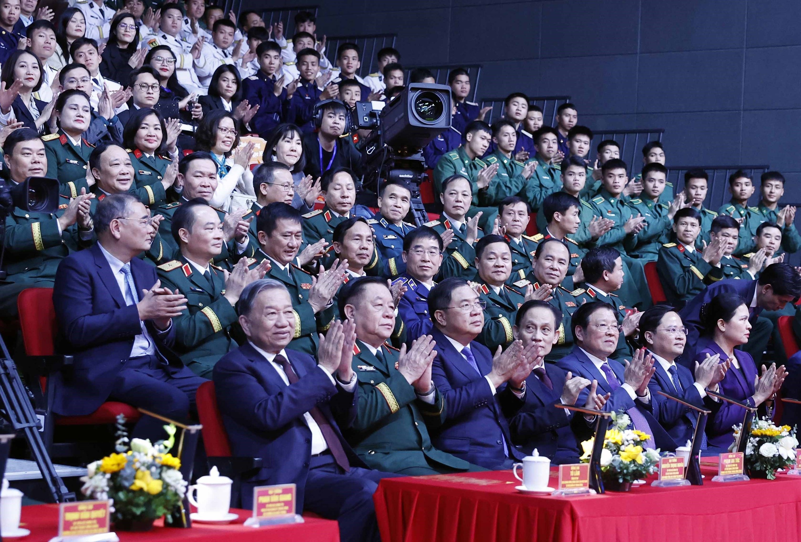 Tổng Bí thư Tô Lâm dự tổng kết, trao giải cuộc thi “Vững bước dưới cờ Đảng” - Ảnh 3.