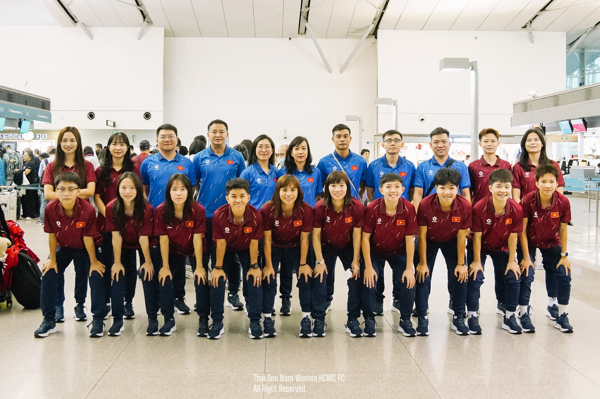 Futsal nữ Việt Nam lên đường sang Thái Lan tham dự giải futsal Đông Nam Á 2026 (Ảnh: Thái Sơn Nam) Thái Sơn Nam
